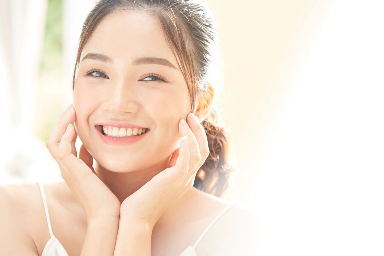 女性スマイルイメージ